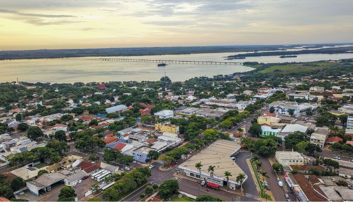  Governador defende resolução imediata para por fim à invasão de terras federais